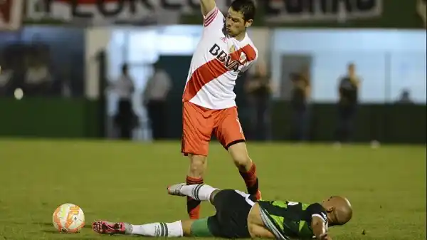 River tendrá cambios en su indumentaria en la revancha ante Gremio
