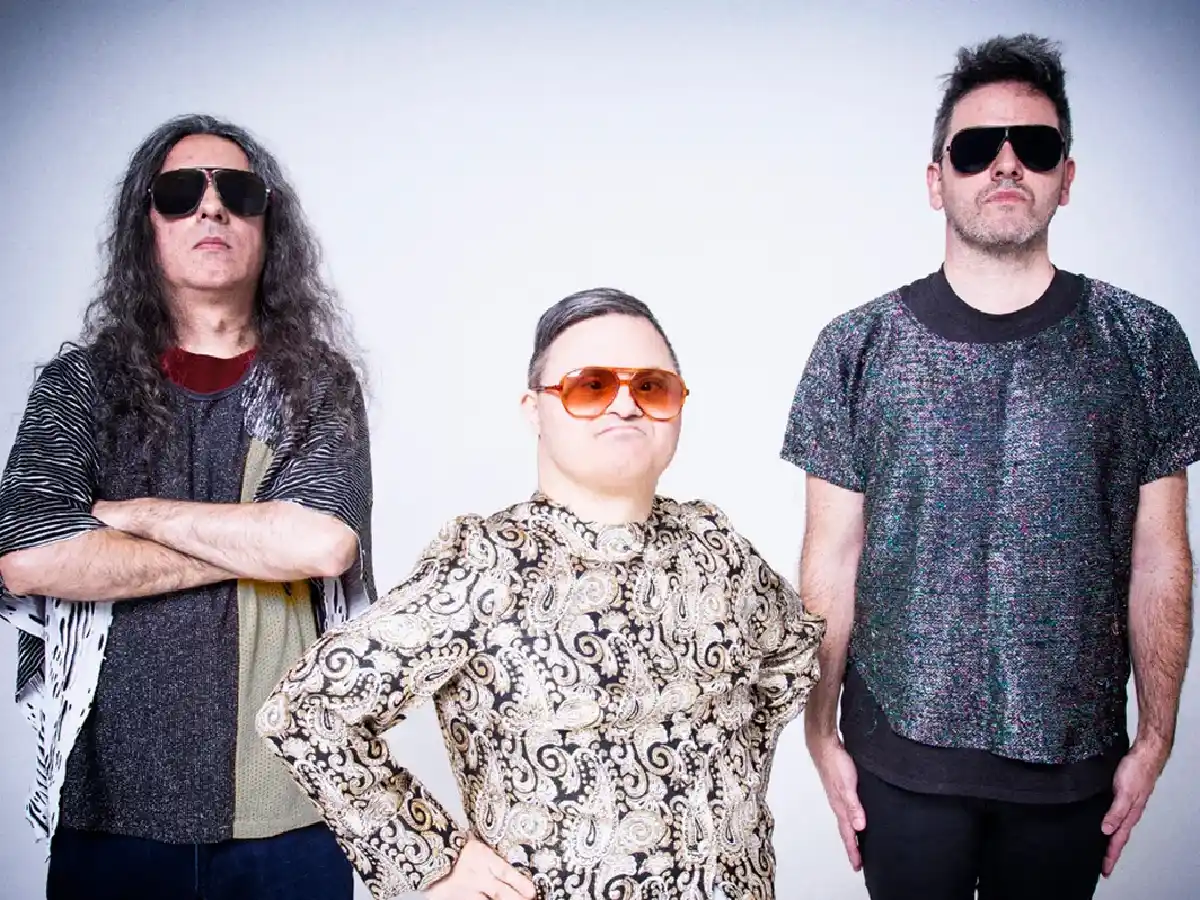 La banda que no existe pero suena en todo el mundo