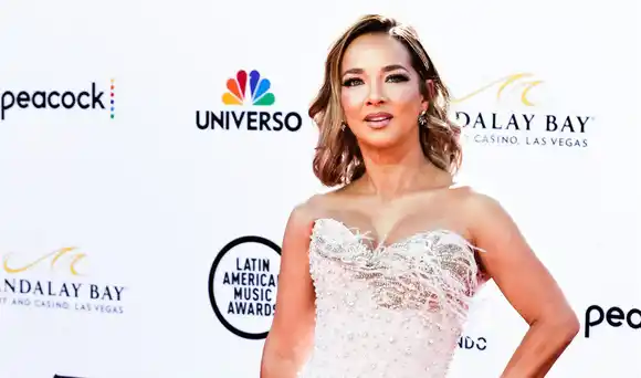 Adamari López se despide de la audiencia