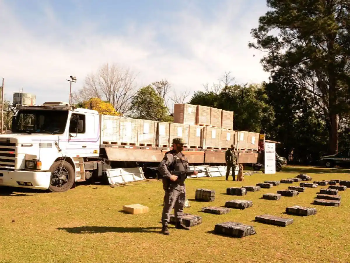Secuestraron más de 700 kilos de marihuana con destino a Córdona