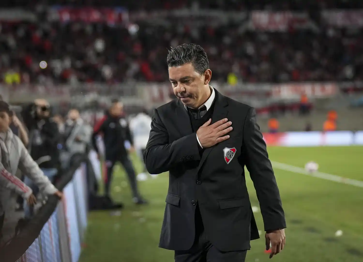 Gallardo dirige su último partido en River.