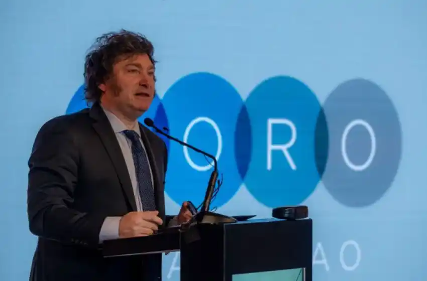 Foro Llao Llao: Milei criticó a los senadores por el aumento e incitó a los empresarios a invertir