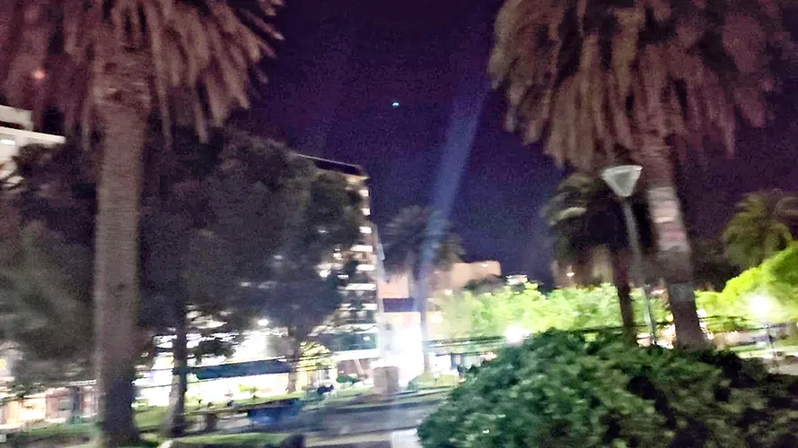 La plaza San Martín estuvo a oscuras