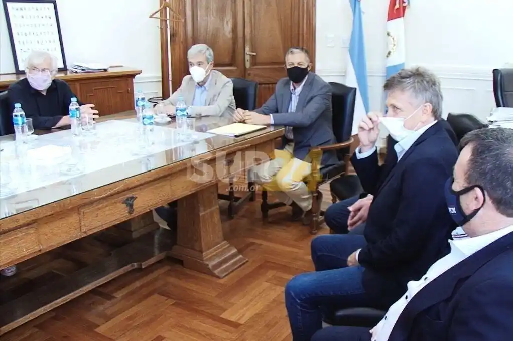 La Provincia ofreció un 46% de aumento a los estatales