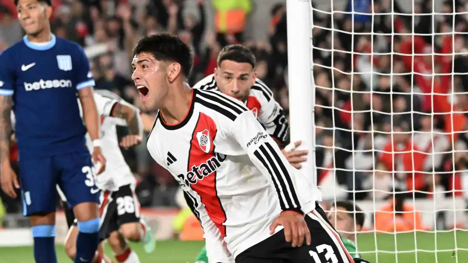 El grito de gol de Rivero.