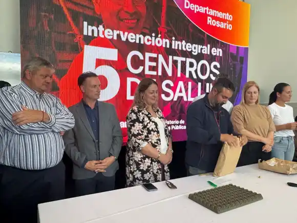 La provincia invertirá 2 mil millones para reparar cinco centros de salud en Rosario y la región