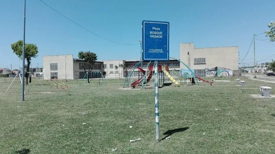 Bosque Grande: inseguridad por drogas y sin colectivos luego de las 22
