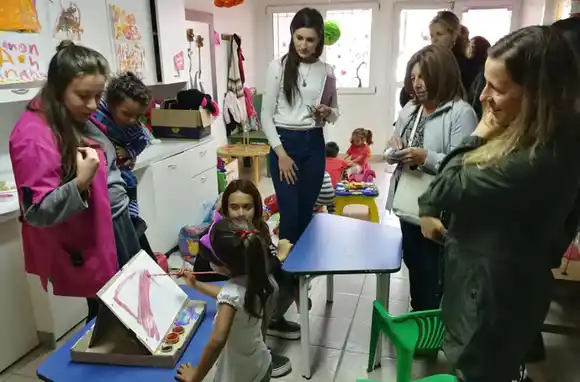 Conin participa de un concurso para ampliar su atención