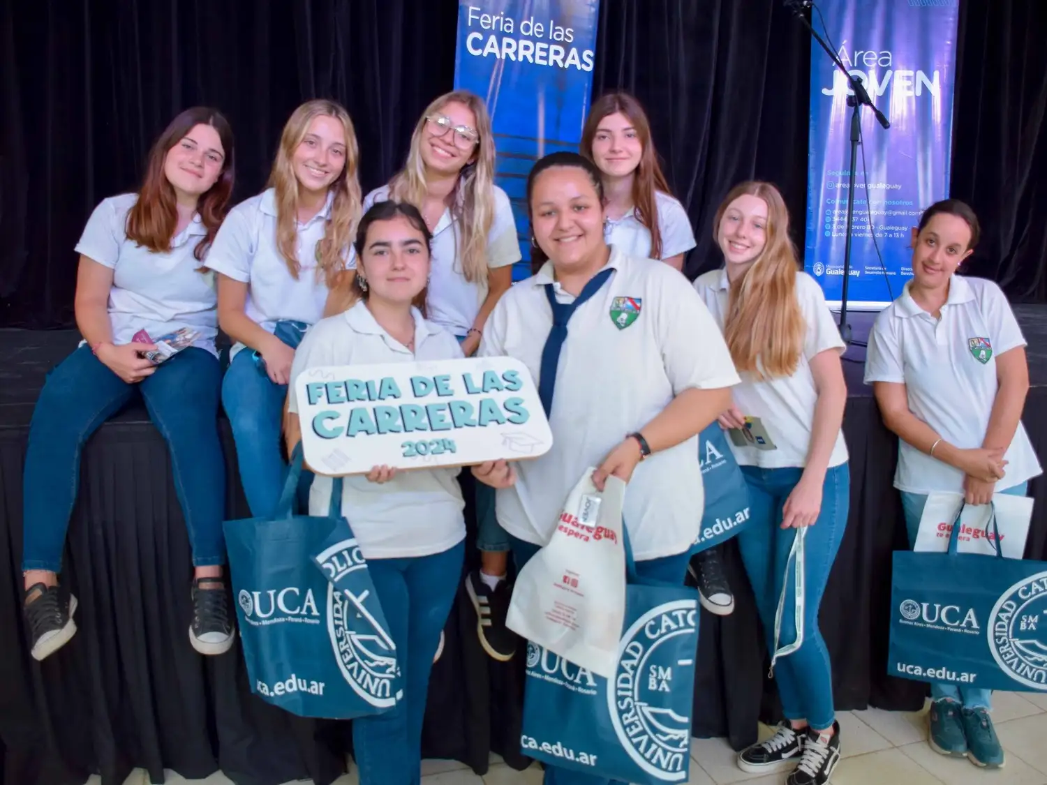 Se han cursado invitaciones a las diferentes escuelas secundarias de la ciudad y la zona.