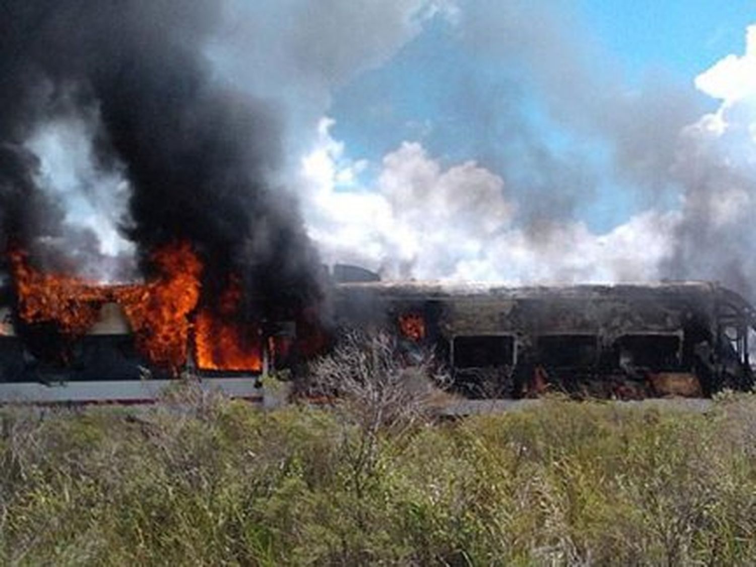 Se incendió un tren que viajaba hacia Concordia