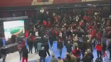 Violenta asamblea en Newell´s: "La comisión directiva se comportó de forma antidemocrática"