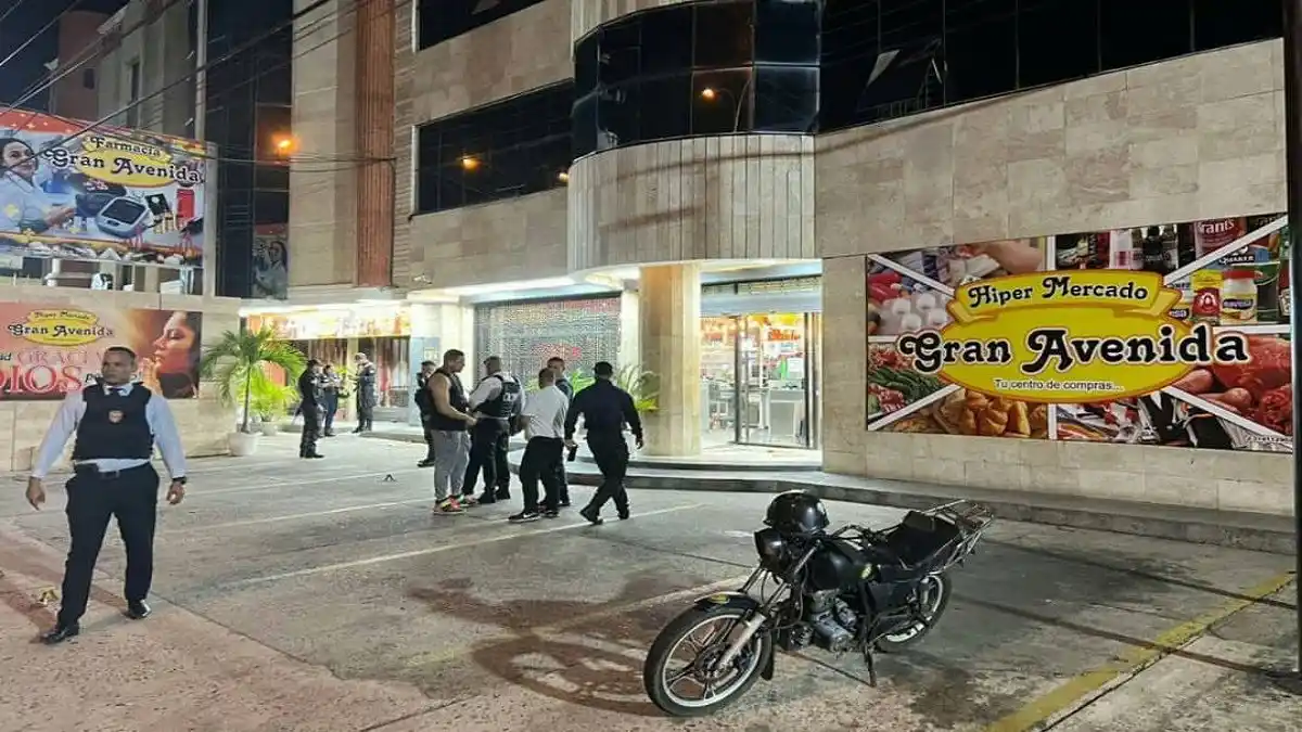 ¡DURANTE ATAQUE CON GRANADA A LOCAL COMERCIAL! Matan a funcionario policial en Ciudad Ojeda