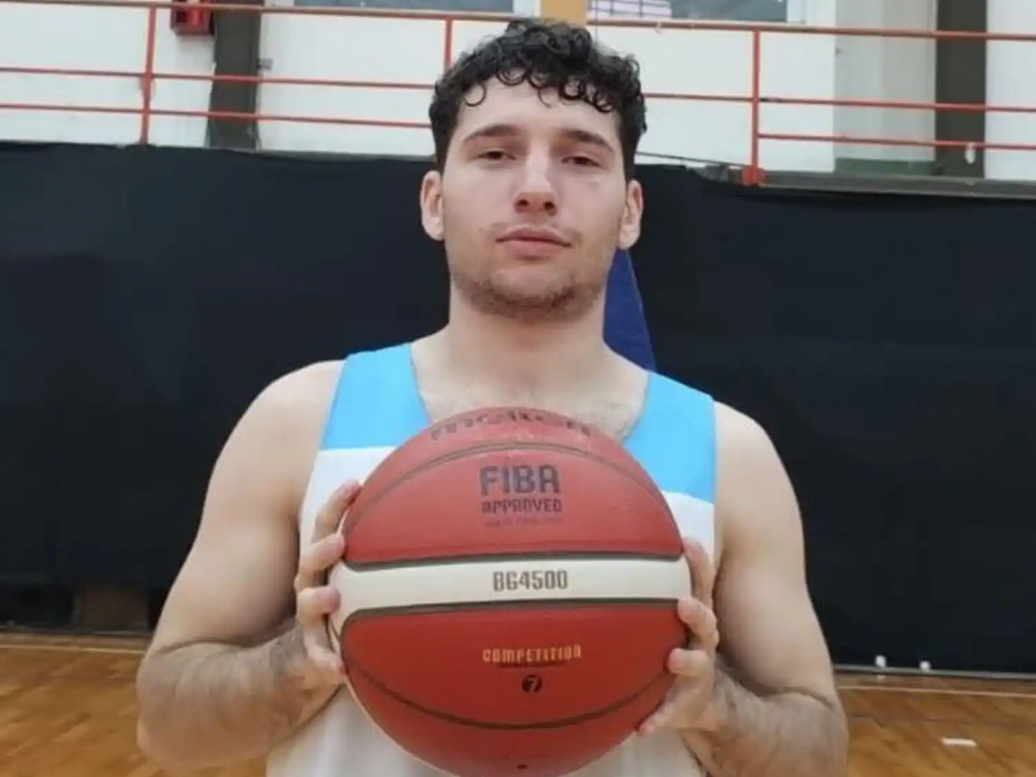 Franco Nóbile y “Los Topitos” buscan apoyo para viajar al Mundial U21 de básquet para personas hipoacúsicas