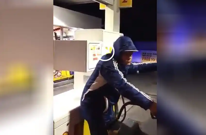 Video: el desopilante baile de Marcos Rojo en una estación de servicio