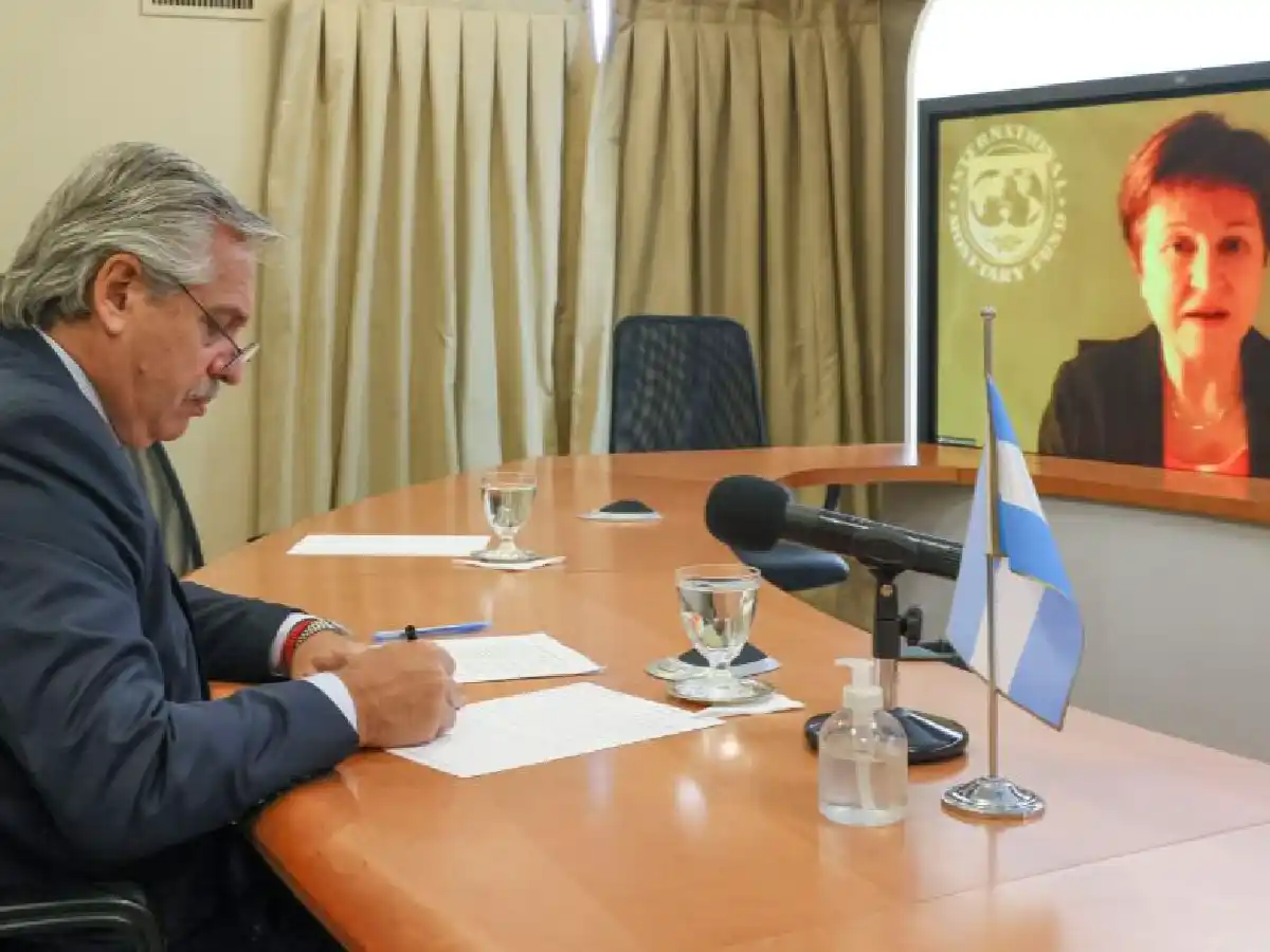 Prorrogan prohibición de despidos por 90 días y el pago de doble indemnización por todo 2021