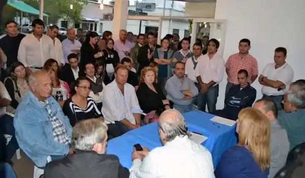 Militantes del FPV de Villaguay reafirmaron su apoyo a Urribarri