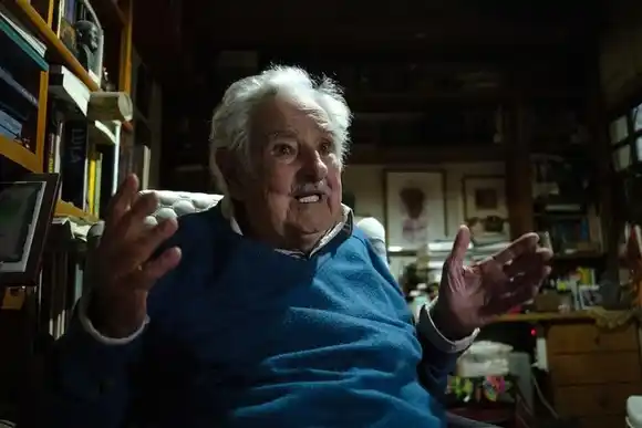 Pepe Mujica internado: Le realizaron una endoscopía digestiva terapeutica