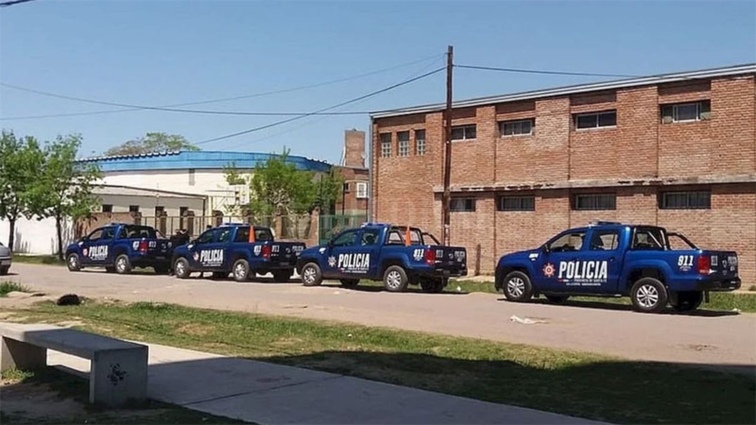 Detuvieron a docente por abusos sexuales en jardín y prendieron fuego en su casa