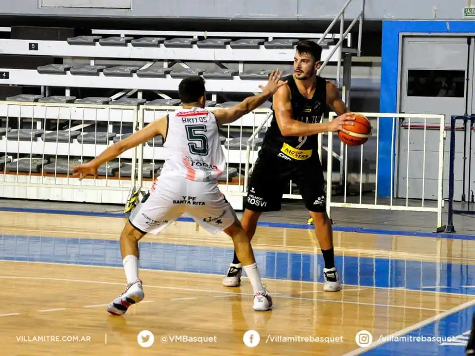 El gran momento de Franco Amigo en la Liga Argentina, donde Villa Mitre lidera una de las conferencias