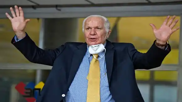 Rafael Simón Jiménez: “Si me proponen como candidato estaría dispuesto a considerarlo”