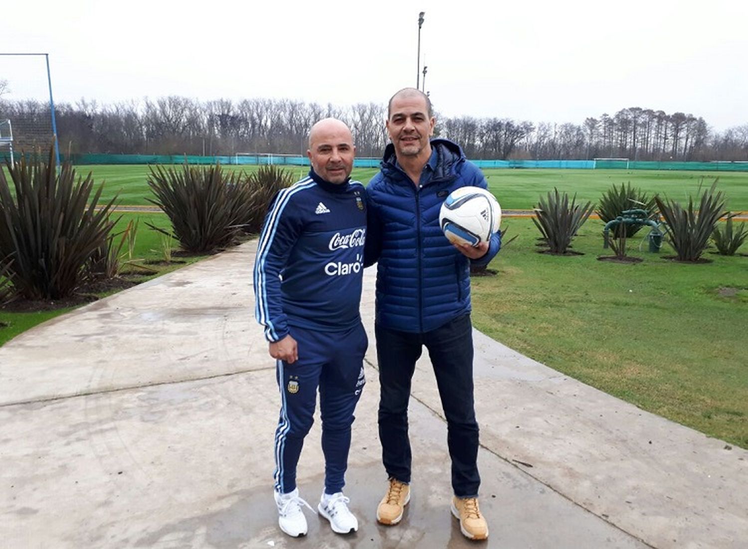 Sampaoli recibió a Sergio Hernández en el predio de Ezeiza