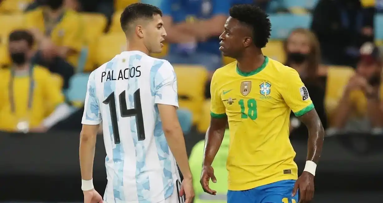 Brasil ha sido uno de los países que más hincapié ha hecho en la lucha contra el racismo en el fútbol, con Vinicius Jr. como uno de sus máximos exponentes).