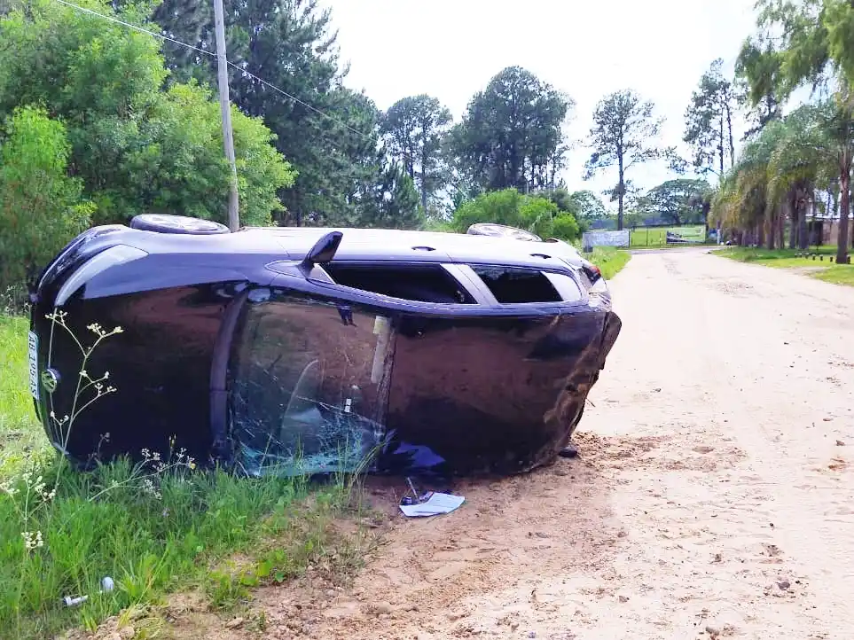 Accidente de tránsito con dos personas lesionadas