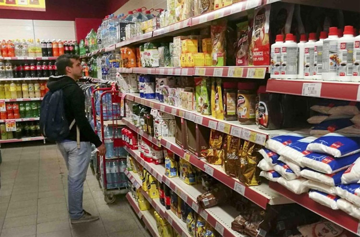 El costo de la canasta básica alimentaria subió 0,9 % en junio