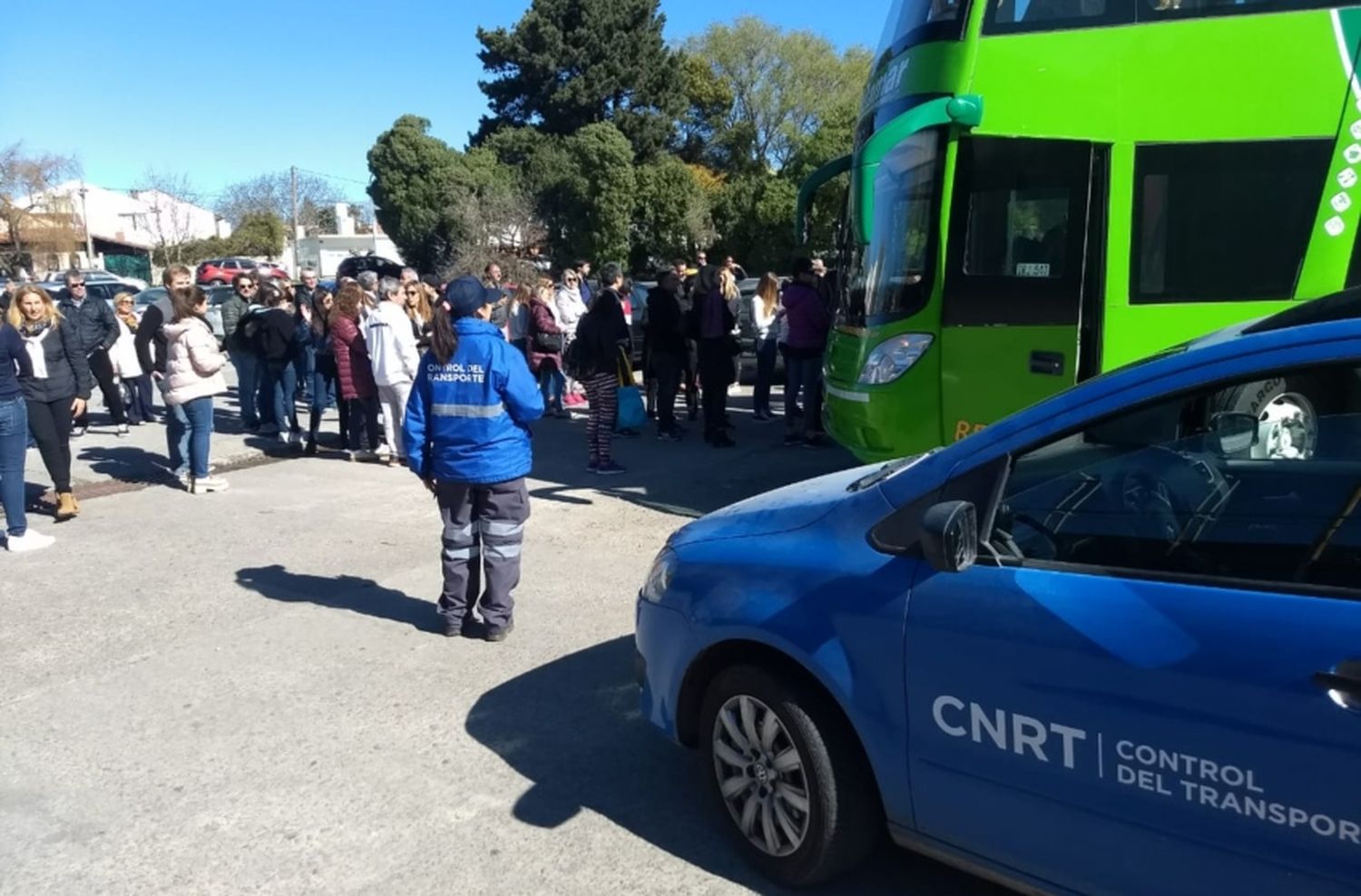 Tragedia en autovía 2: uno de los choferes intentó llevar egresados