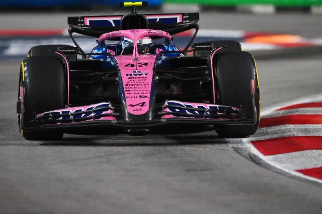 El argentino realizó una buena carrera en el Gran Premio de Singapur.