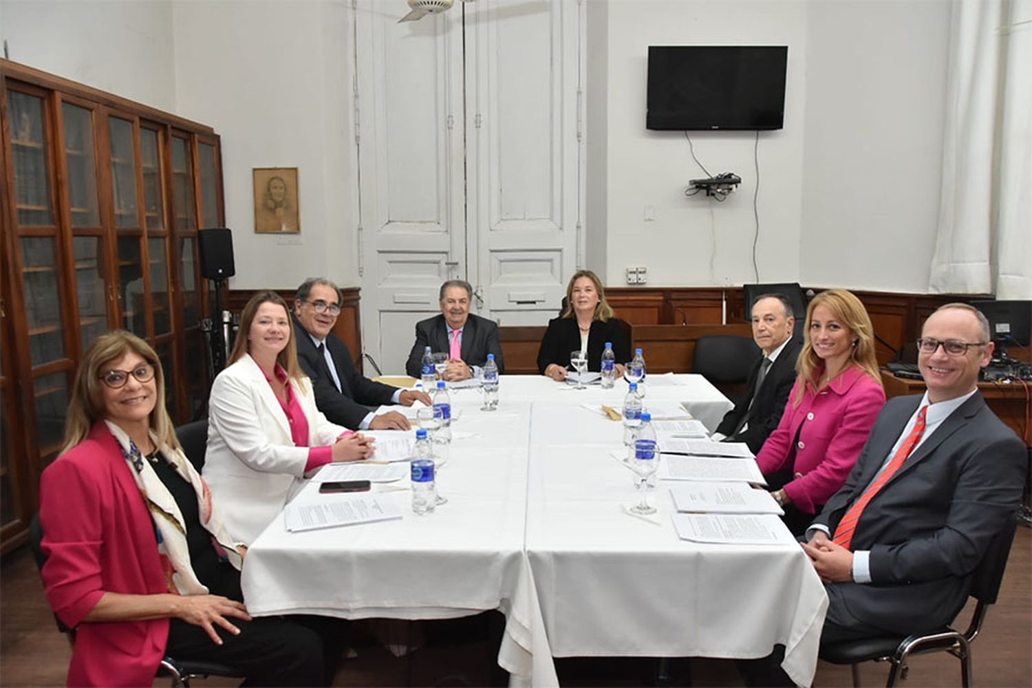 El STJ realizó en la ciudad su reunión de Acuerdo, tomó juramento a dos magistrados y se interiorizaron sobre la realidad del Poder Judicial en la jurisdicción.