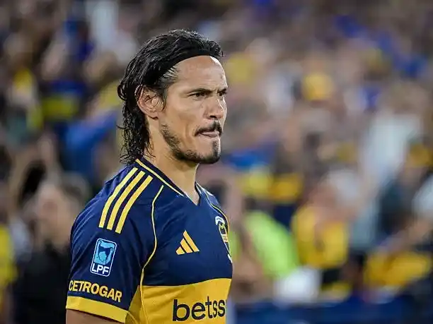 Cavani se sometió a un nuevo tratamiento