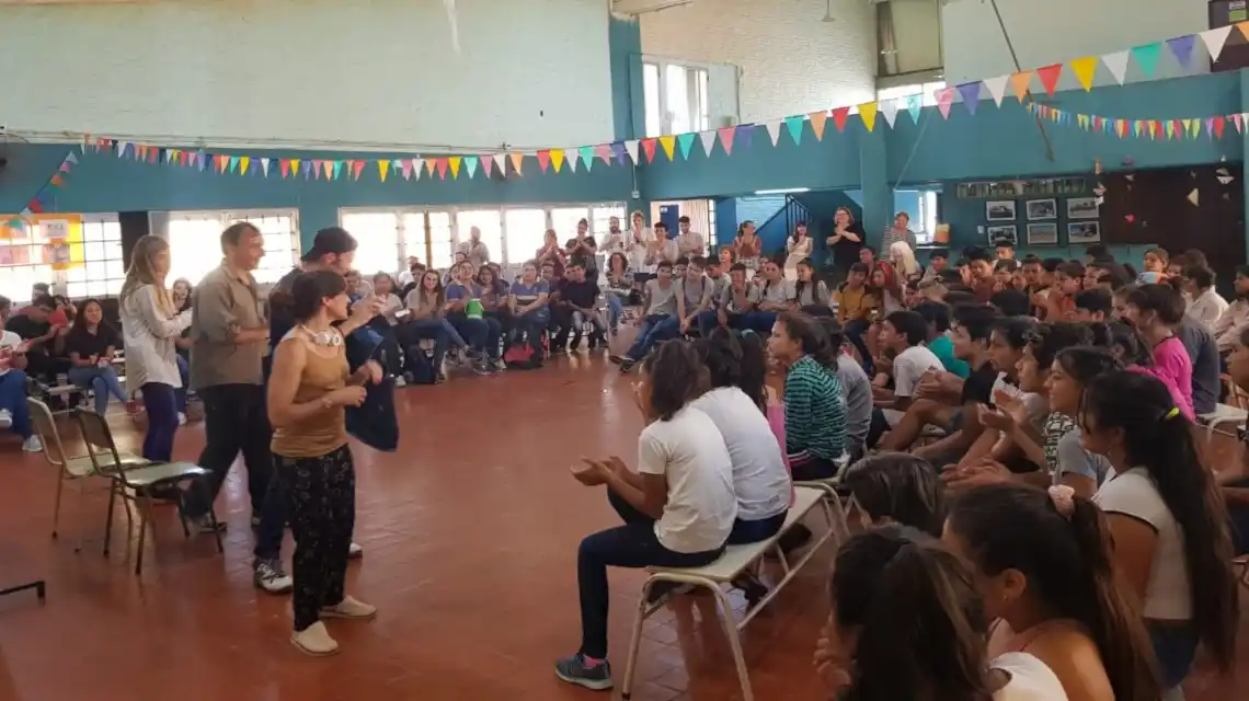 Prevención de consumos problemáticos en escuelas y barrios