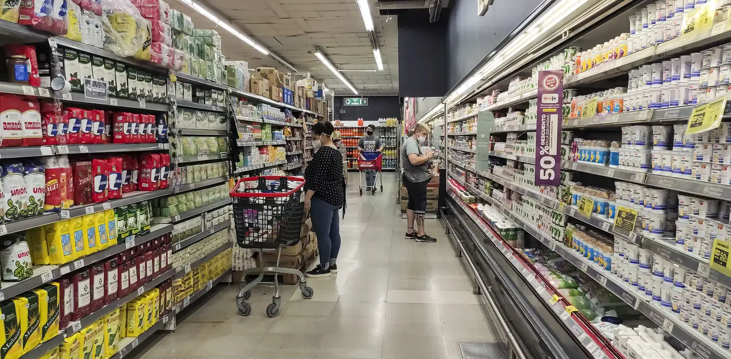 Las ventas en los supermercados crecieron durante junio.