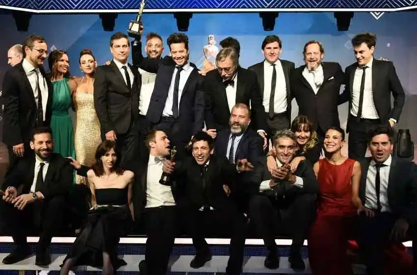 Martín Fierro 2018: Un gallo para Esculapio, la gran favorita, se quedó con el Oro