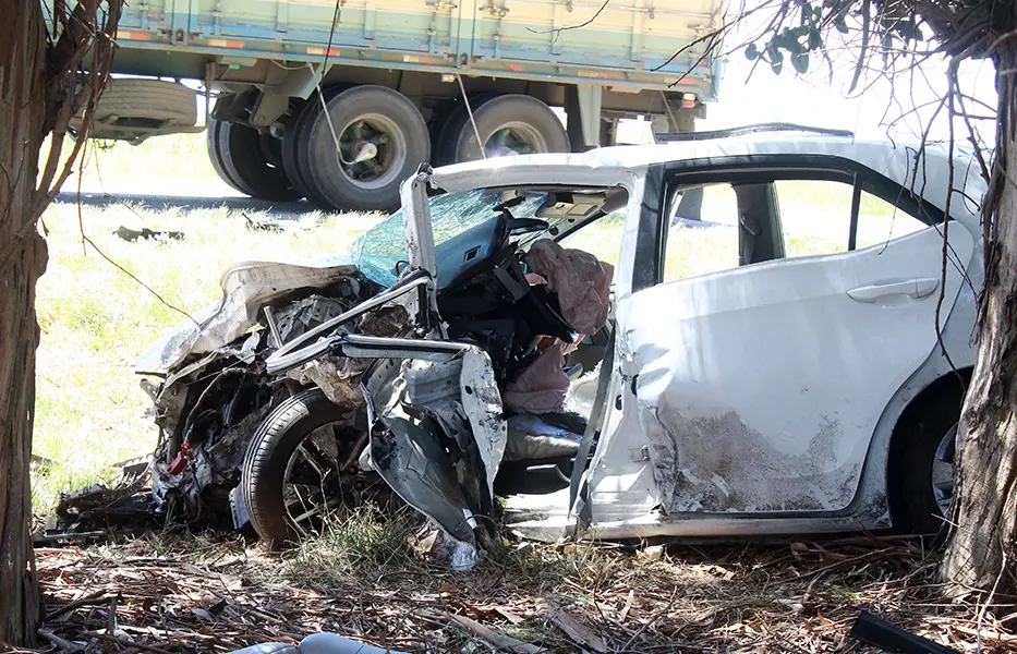 Exjuez y otras cinco personas resultaron heridas en un choque frontal en la ruta 228