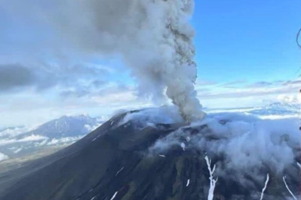 Volcán Krasheninnikov