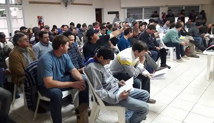 Agroquímicos: Jornada de capacitación para aplicadores terrestres