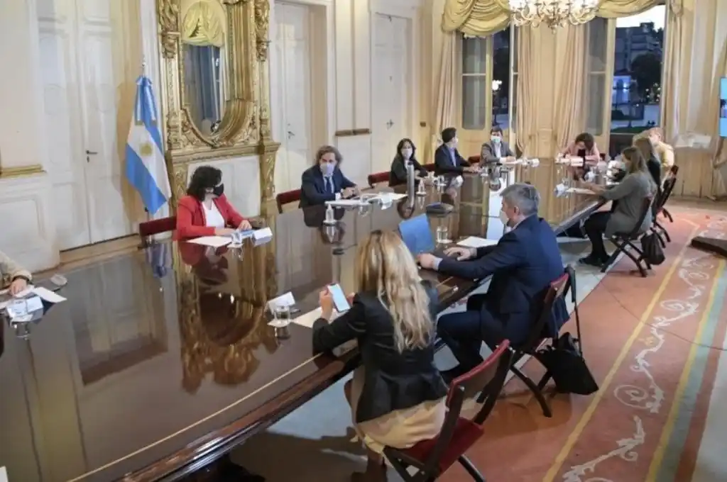 Los expertos le recomendaron al Gobierno más restricciones a la circulación