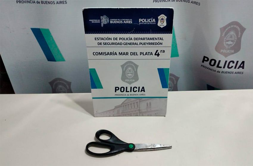 "El hombre manos de tijera" cayó en el Centenario y fue cortado por la víctima