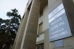 Psicólogo usaba “la terapia del abrazo” y fue condenado por abusar de una paciente