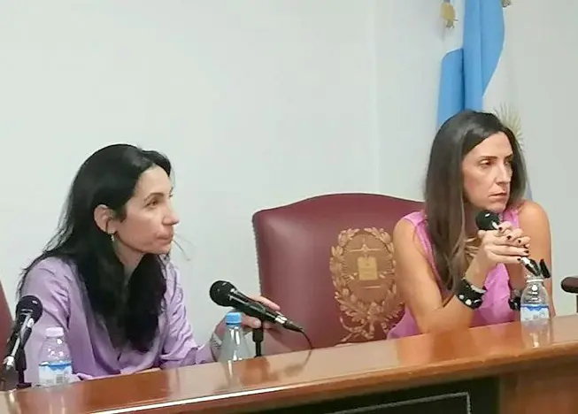 Jueza de Necochea en una charla sobre juzgamiento de delitos de género