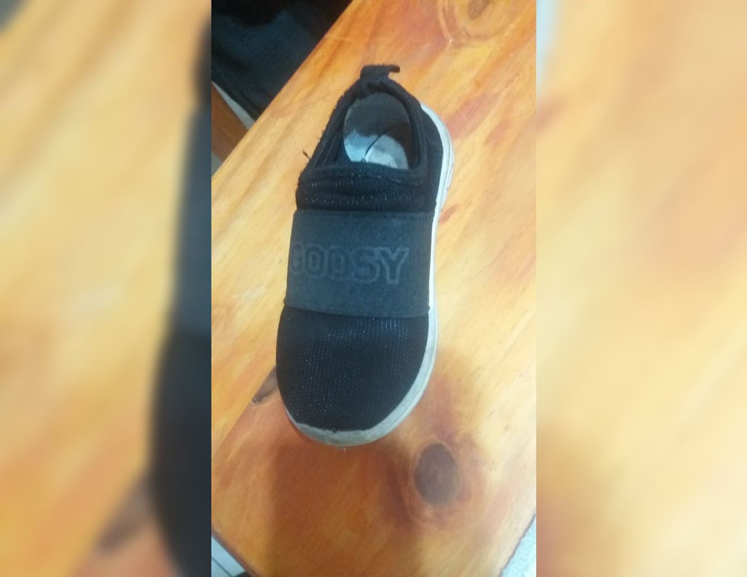 Buscan zapatillita perdida