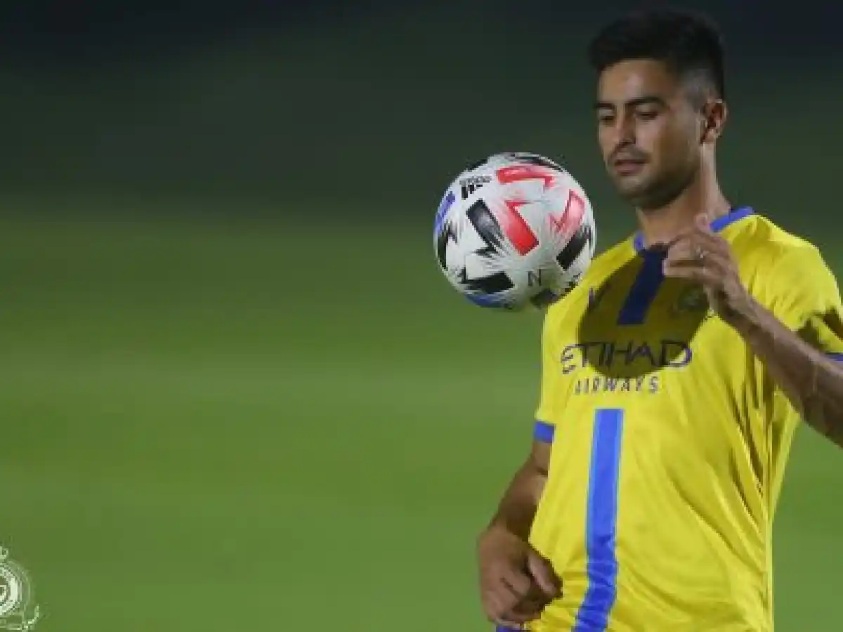 "Pity" Martínez convierte por primera vez en Arabia Saudita 