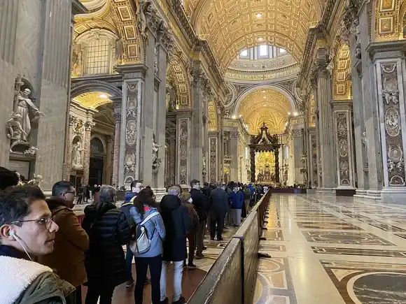 Despiden a Benedicto XVI en la Basílica de San Pedro