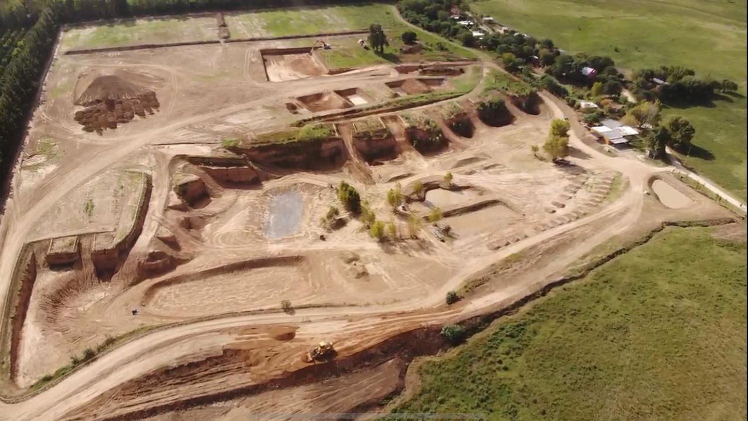Megaproyecto en Bajo Tala: construyen un circuito de capacitación para conducir motos BMW