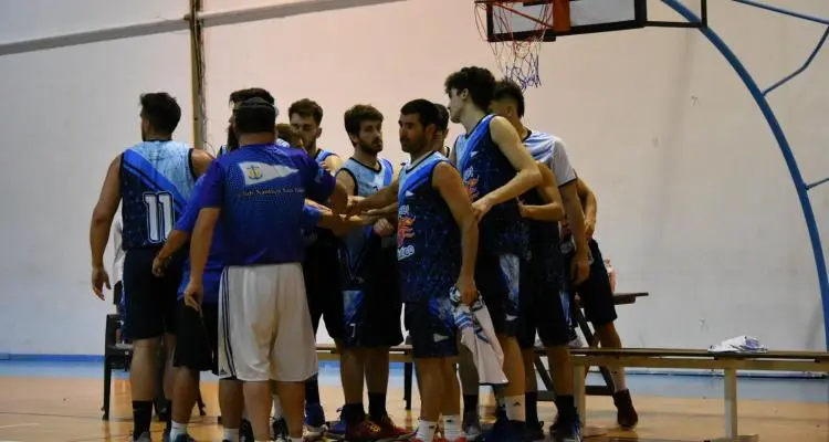 Náutico tropezó en San Antonio de Areco y la serie se definirá en el José Geoghegan