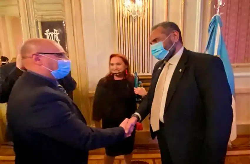 Intendente Reino asistió a encuentro con embajadores de Egipto y Kuwait
