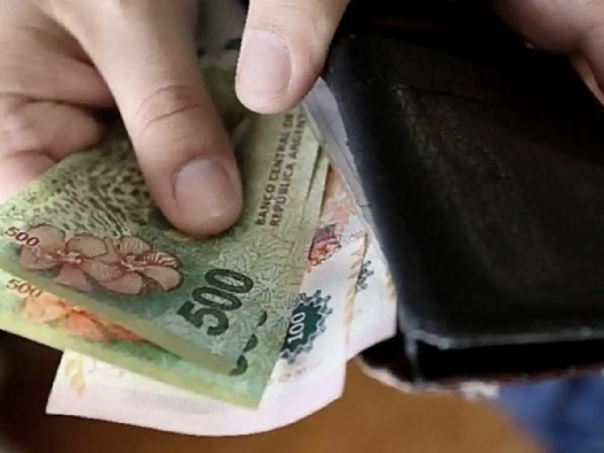 Al Salario Mínimo le faltan $60.800 para cubrir el costo de la Canasta Básica