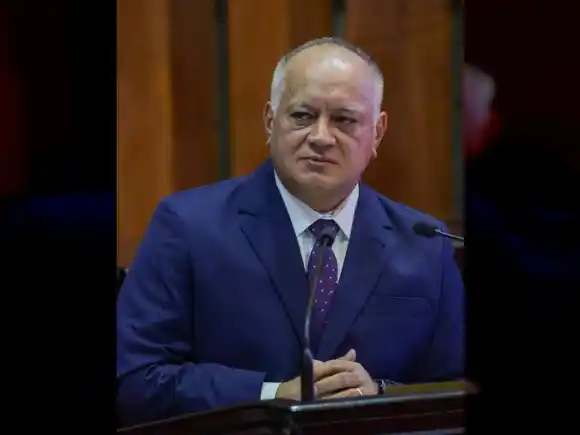 Cabello asegura que el "cartel de los Soles no existe" y advierte que Venezuela está "sometida a una ley marcial"